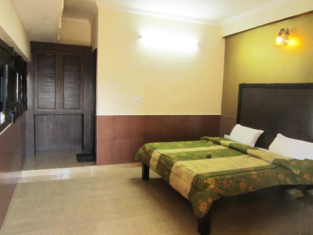 Hotel Chitra Heritage 哈里瓦 客房 照片