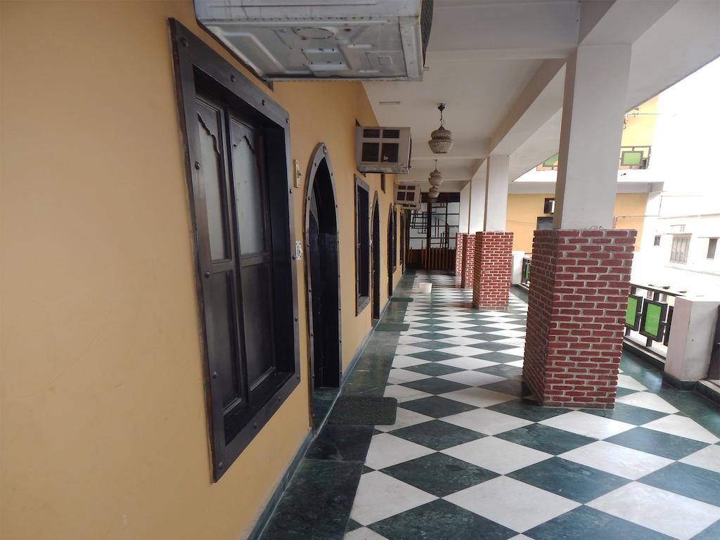 Hotel Chitra Heritage 哈里瓦 外观 照片